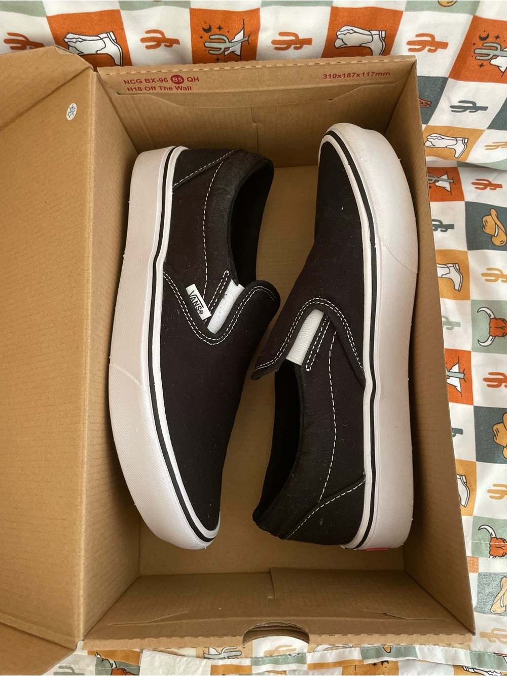 Vans ComfyCUSH Black Slip-On Canvas Sneakers with White Trim - Picture 10 of 10